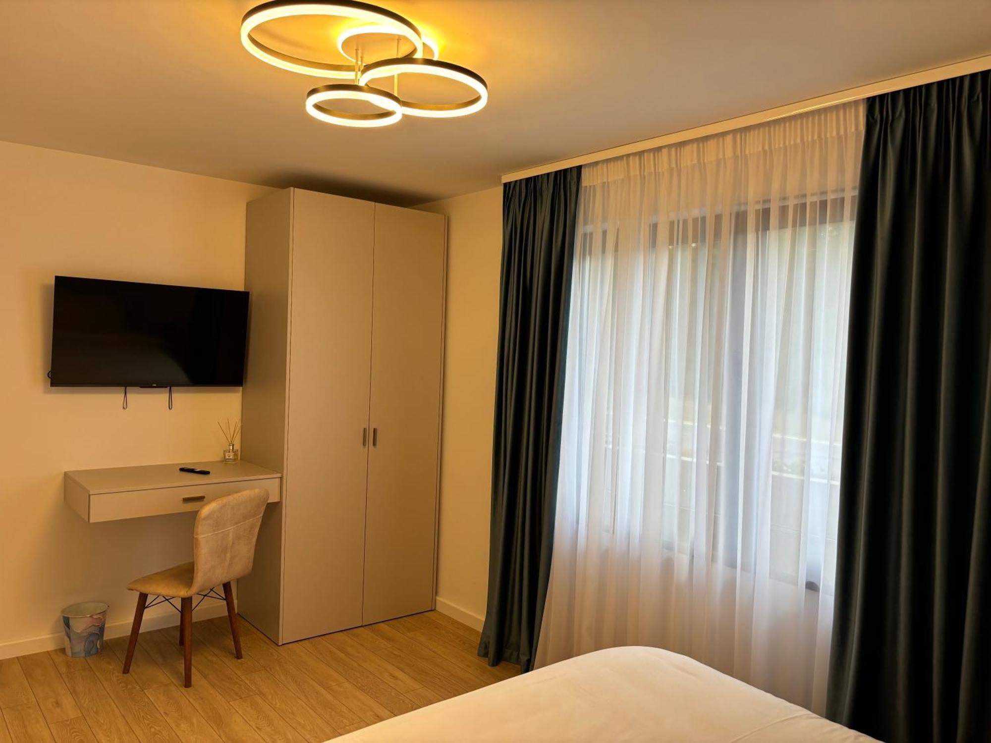 Albert Residence Aparthotel Grand Chalet With Free Spa Access To Alpin Resort 波亚纳布拉索夫 外观 照片